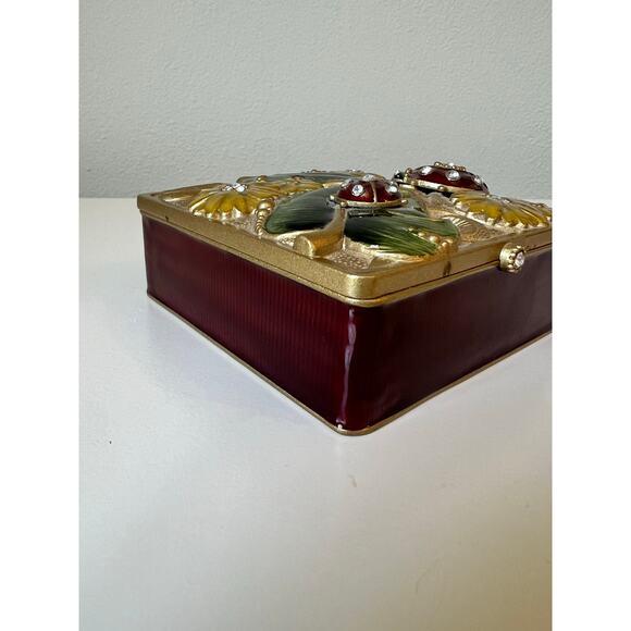 Goldtone Ladybug Bejeweled Trinket Box /Jewelry Box  4”X4”  3D Ladybugs & Leaves - Picture 11 of 13
